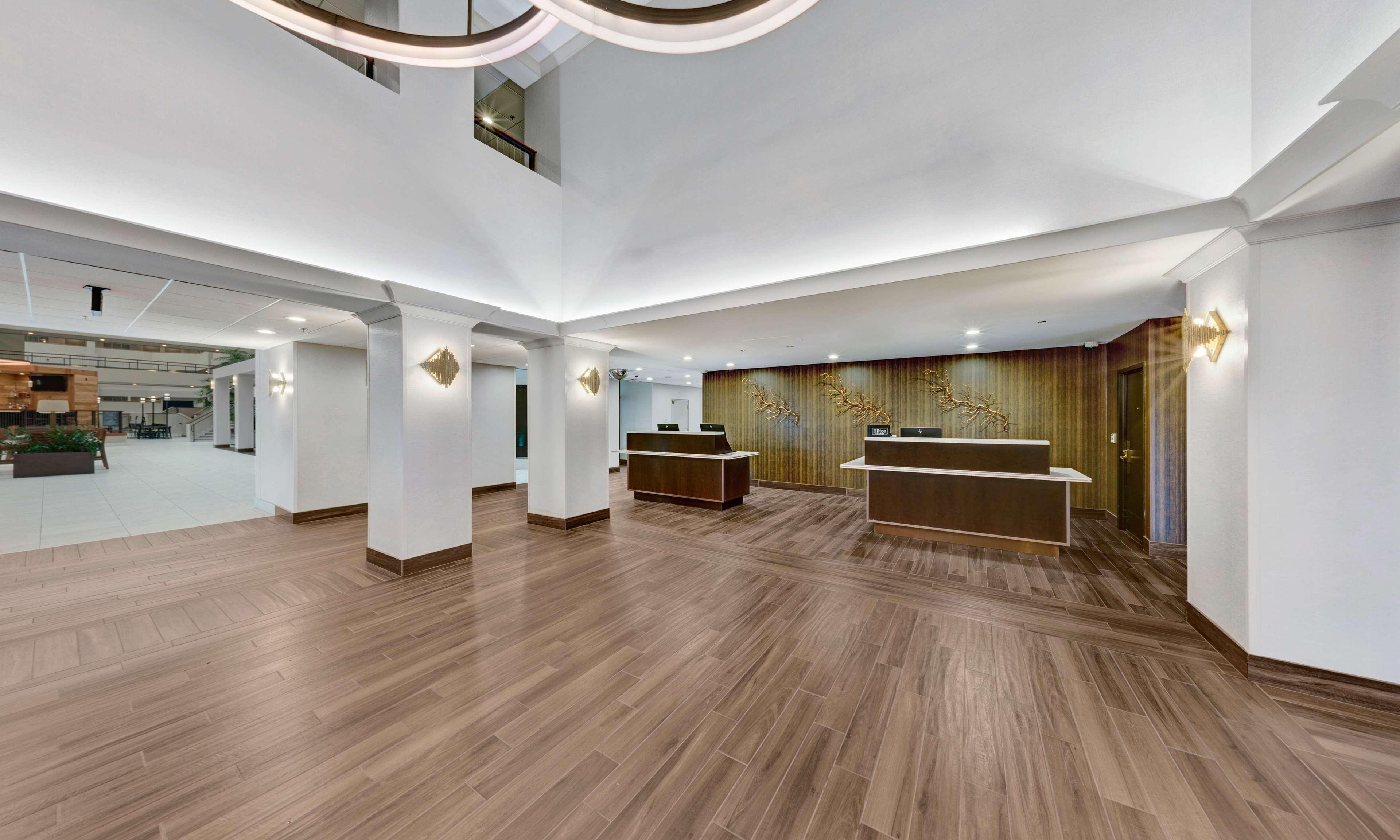 Embassy By Hilton Milwaukee 4*